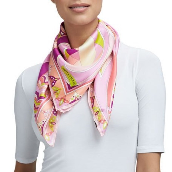 Emilio Pucci Other - 💃Emilio Pucci Silk Scarf